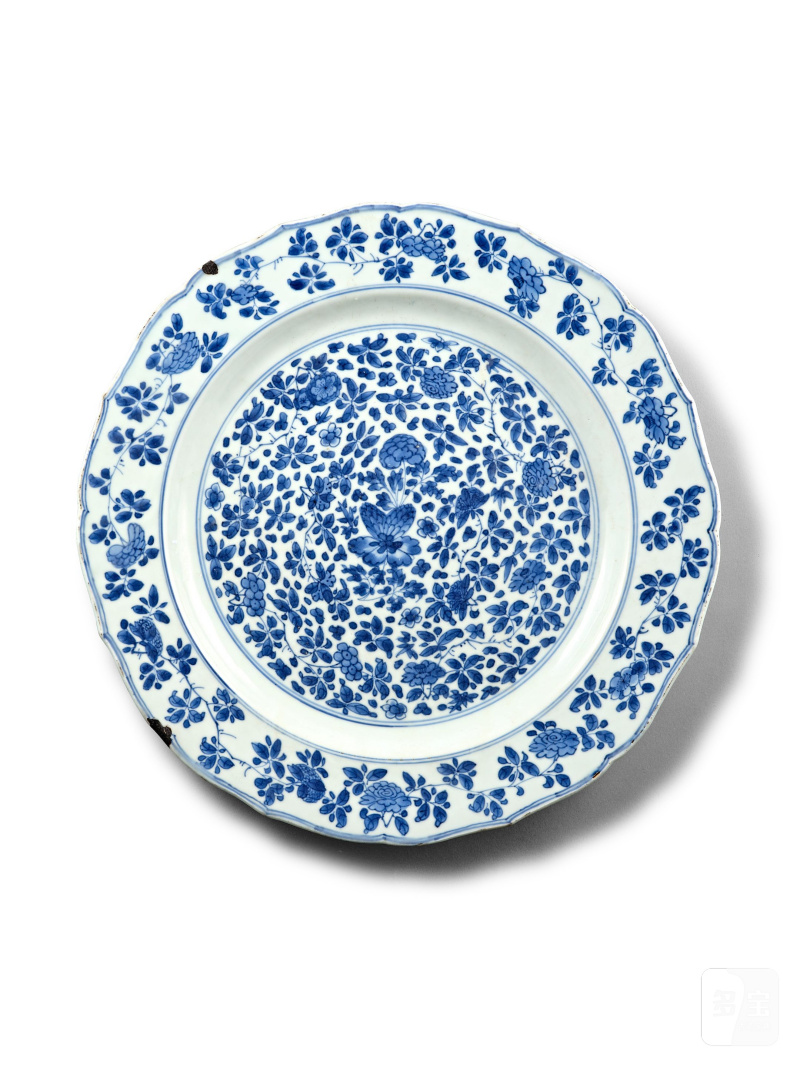 清十九世紀 各式青花盤一組三件 | THREE LARGE BLUE AND WHITE DISHES - 图9